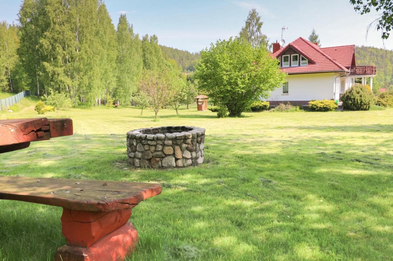 Pokoje Goscinne Dolina Czerwienia Przesieka Exterior foto